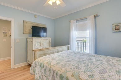 This beautifully maintained 2-bedroom, 2-bath condo is sold - photo 18