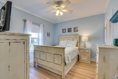 This beautifully maintained 2-bedroom, 2-bath condo is sold - photo 19
