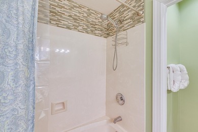 This beautifully maintained 2-bedroom, 2-bath condo is sold - photo 21