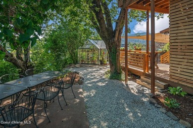 A RARE WATERFRONT INVESTMENT OPPORTUNITY IN THE HEART OF - photo 24
