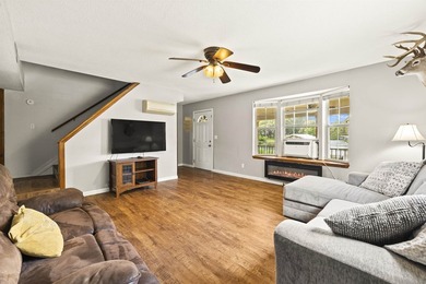 Experience lakeside living with two waterfront lots in the quiet - photo 5