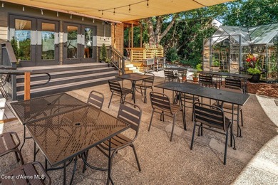 A RARE WATERFRONT INVESTMENT OPPORTUNITY IN THE HEART OF - photo 30