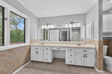 Come see this gorgeous home that has fresh paint, newer stove - photo 19