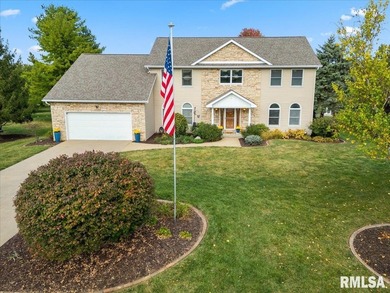 White Oak Lake Home For Sale in Germantown Hills Illinois