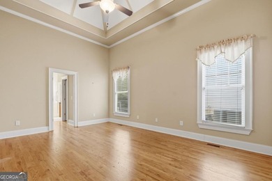 You will love this 6-bedroom home with the primary suite on the - photo 22