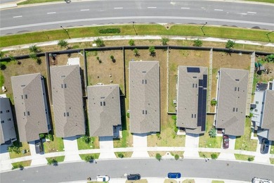 Welcome to this beautifully maintained 3-bedroom, 2-bathroom - photo 32