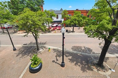 Beautiful executive one bedroom condo located in the heart of - photo 33