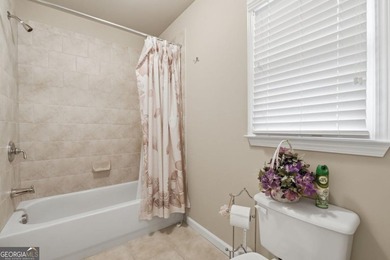 You will love this 6-bedroom home with the primary suite on the - photo 38