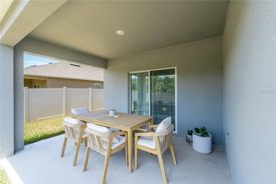 Welcome to this beautifully maintained 3-bedroom, 2-bathroom - photo 41