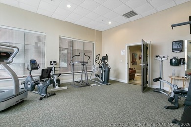 Beautiful executive one bedroom condo located in the heart of - photo 45