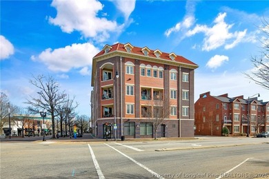 Beautiful executive one bedroom condo located in the heart of - photo 46