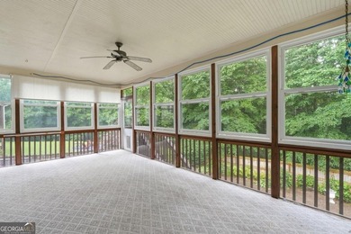 You will love this 6-bedroom home with the primary suite on the - photo 46