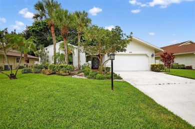 Lake Home For Sale in Delray Beach, Florida