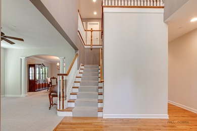 PICTURE-PERFECT CURB APPEAL, 3-CAR GARAGE, PEACEFUL CUL-DE-SAC - photo 5