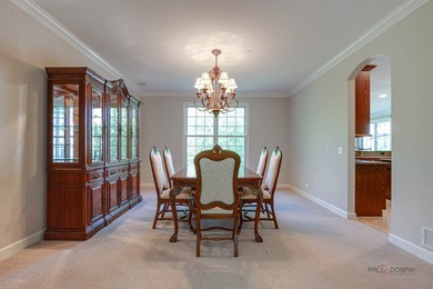 PICTURE-PERFECT CURB APPEAL, 3-CAR GARAGE, PEACEFUL CUL-DE-SAC - photo 7