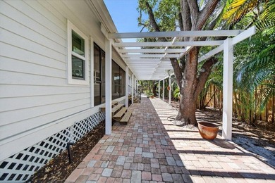 A refined coastal retreat in Stuart's coveted Port Sewall. This - photo 36