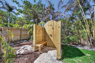 A refined coastal retreat in Stuart's coveted Port Sewall. This - photo 40