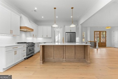Welcome to a true masterpiece of modern living nestled within - photo 14