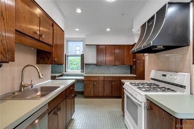 This stunning Victorian showcases remarkable original details - photo 19