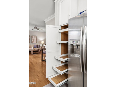 Fantastic opportunity to live within walking distance to - photo 19