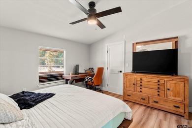 Private 6.75-Acre Retreat with Updated 3BR/2BA Home - Move-In - photo 31