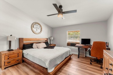 Private 6.75-Acre Retreat with Updated 3BR/2BA Home - Move-In - photo 32