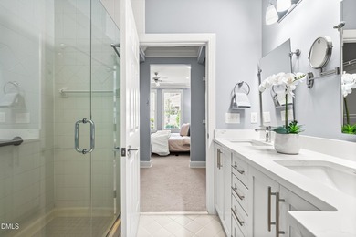 Fantastic opportunity to live within walking distance to - photo 32