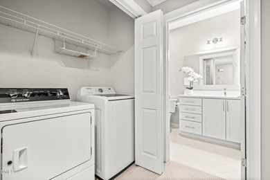 Fantastic opportunity to live within walking distance to - photo 38