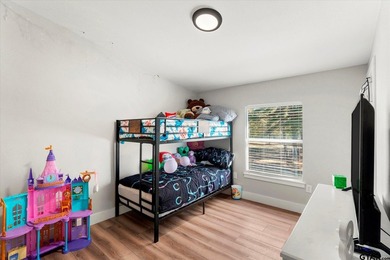 Private 6.75-Acre Retreat with Updated 3BR/2BA Home - Move-In - photo 39