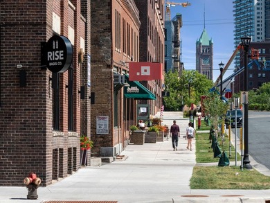 Live in the heart of the North Loop at Tower Lofts. This - photo 44
