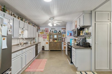 Escape to the peaceful beauty of East Texas with this unique - photo 6