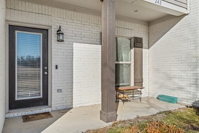Experience modern comfort and ultimate convenience at 242 Massee - photo 4