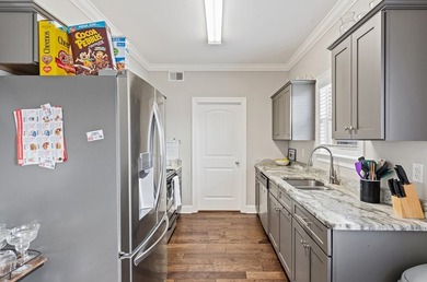 Experience modern comfort and ultimate convenience at 242 Massee - photo 8