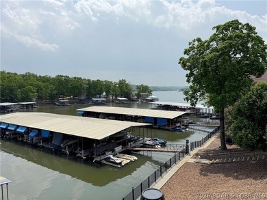 Better come and see this great Lakefront Condo!! Only one flight - photo 11