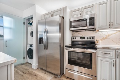 Enjoy breathtaking views of the Hillsboro River and natural - photo 11