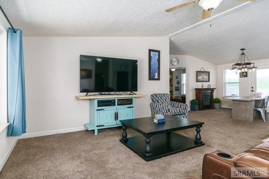 One-Level Living at its BEST! This 3 Bed and 3 Bath Home is set - photo 13