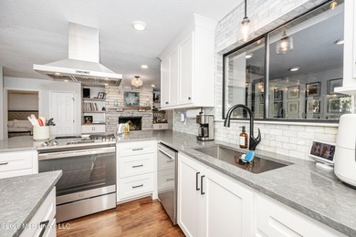 Beautifully maintained, move-in ready home situated on a - photo 17