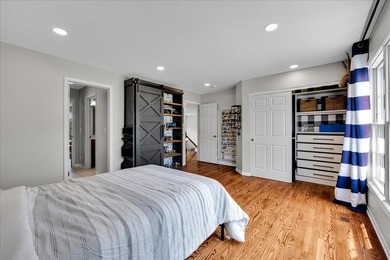 Chic and sophisticated, this picture-perfect brick and - photo 21