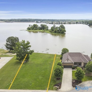 Neely Henry Lake Lot For Sale in Gadsden Alabama