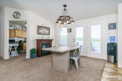 One-Level Living at its BEST! This 3 Bed and 3 Bath Home is set - photo 21