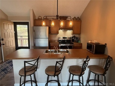 Better come and see this great Lakefront Condo!! Only one flight - photo 22