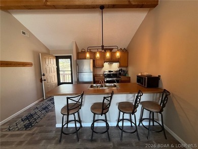 Better come and see this great Lakefront Condo!! Only one flight - photo 25