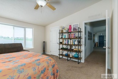 One-Level Living at its BEST! This 3 Bed and 3 Bath Home is set - photo 25