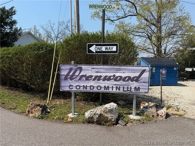Better come and see this great Lakefront Condo!! Only one flight - photo 31