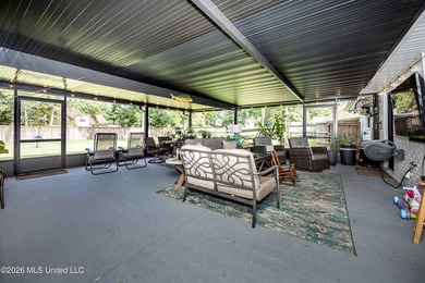 Beautifully maintained, move-in ready home situated on a - photo 42