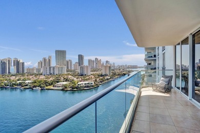 Welcome to elevated living at Turnberry Isle North. This - photo 1