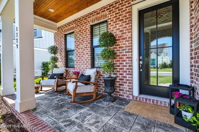 Southern Living meets Coastal Living in this move-in-ready - photo 4