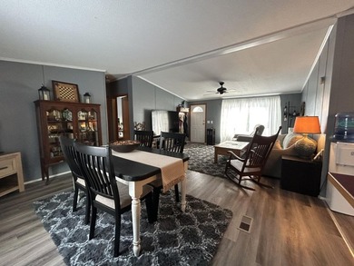 Very well maintained 3-bedroom, 2-bath home set on 5 private - photo 14