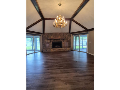 Stunning brick home on Point A Lake. A must-see Waterfront - photo 25