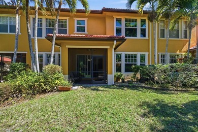 Beautifully upgraded 3 bed/2.5 bath town home w/ 2,265 sqft of - photo 25